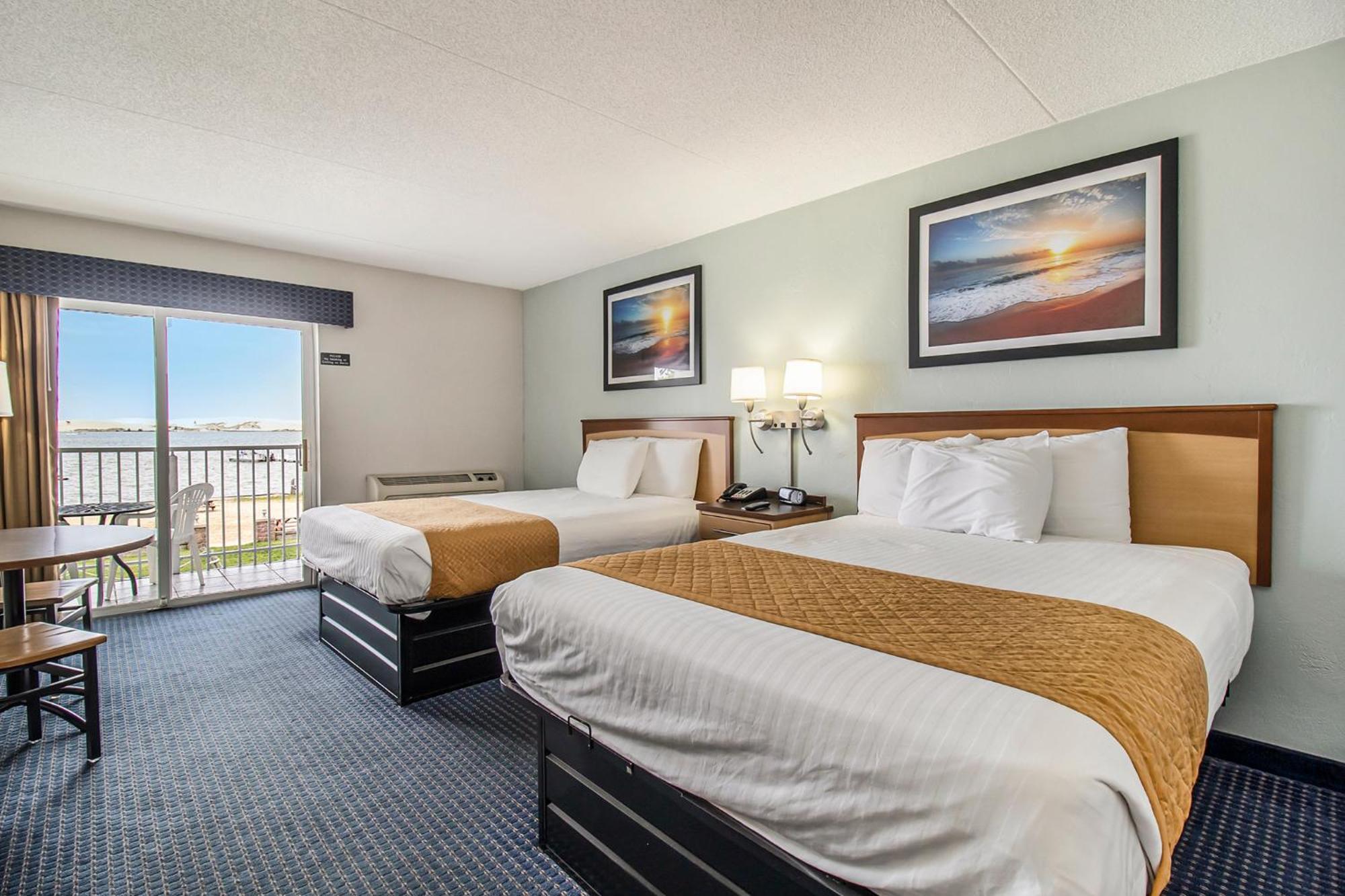 Dunes Waterfront Resort Миърс Екстериор снимка