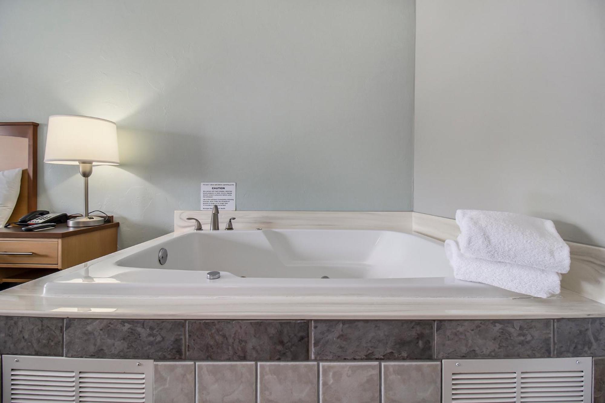 Dunes Waterfront Resort Миърс Екстериор снимка