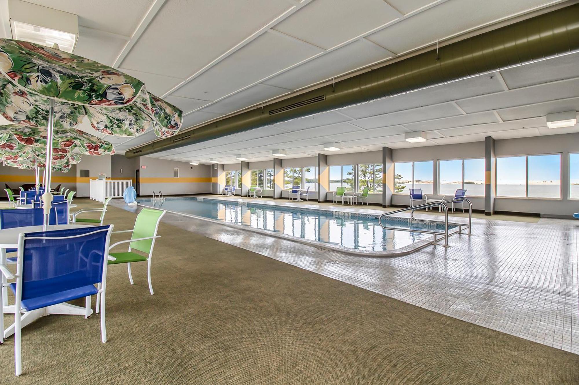 Dunes Waterfront Resort Миърс Екстериор снимка